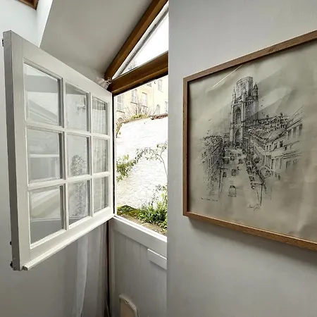 Harmonious In The Heart Of Clifton Village Бристоль